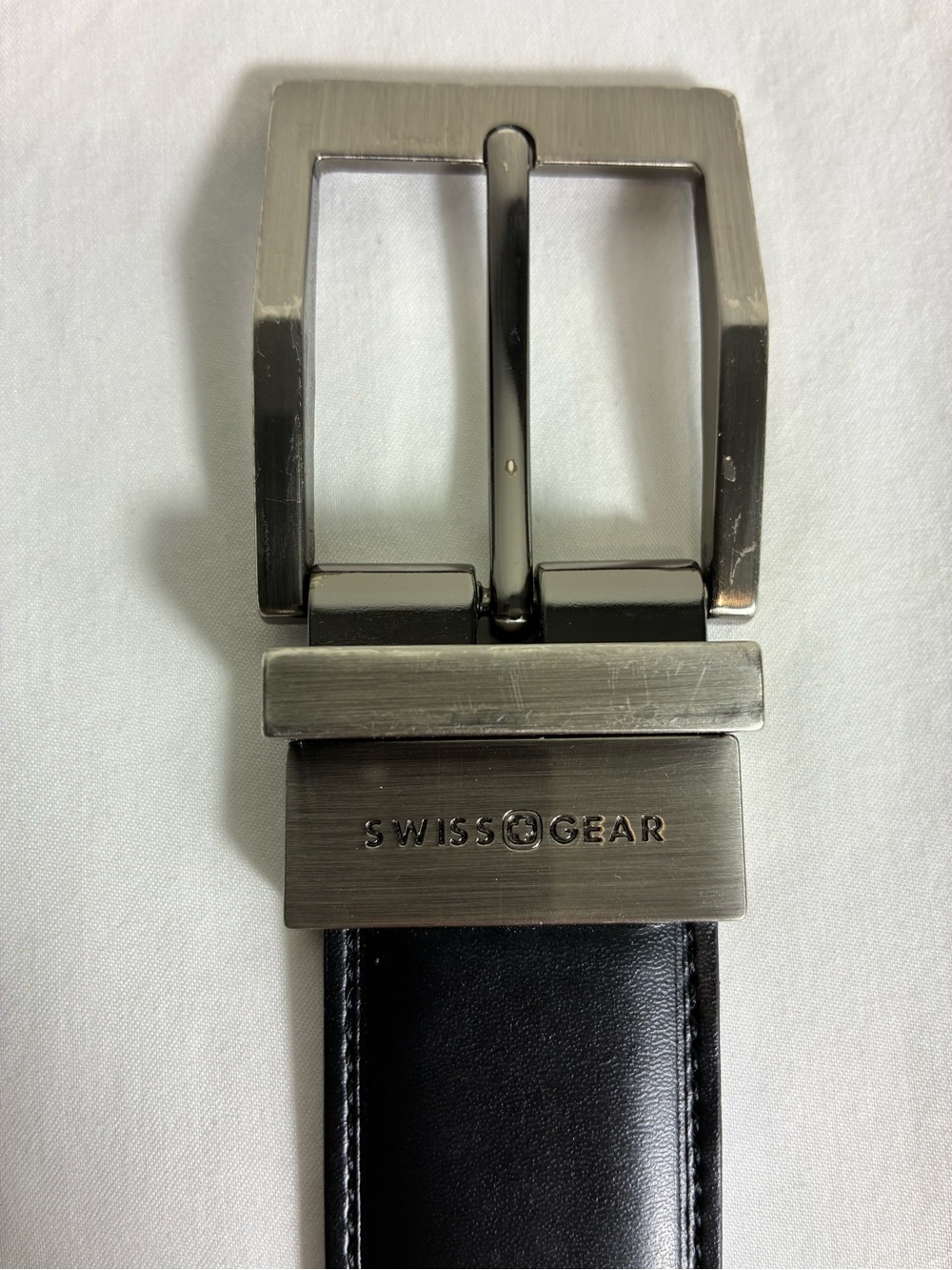 SwissGear Reversible Mens Black Belt 39” long with Brushed Silver Buckle